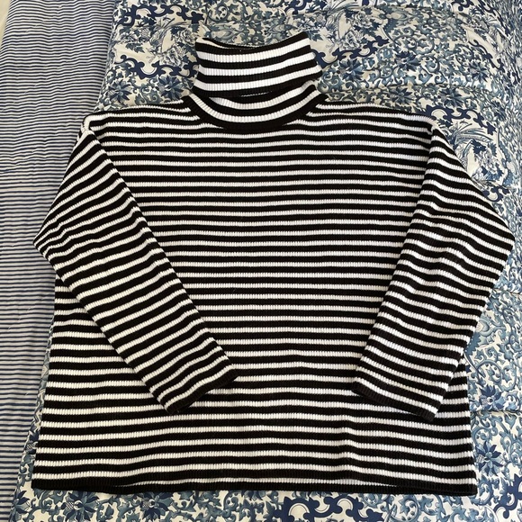 French Connection Striped Turtleneck - Picture 1 of 2